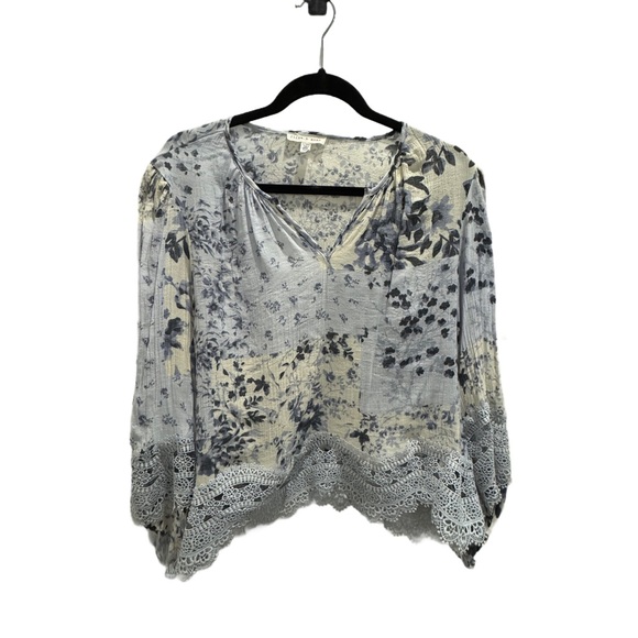 Flint and Moss Floral Lace Trim Women's Top - Picture 3 of 7
